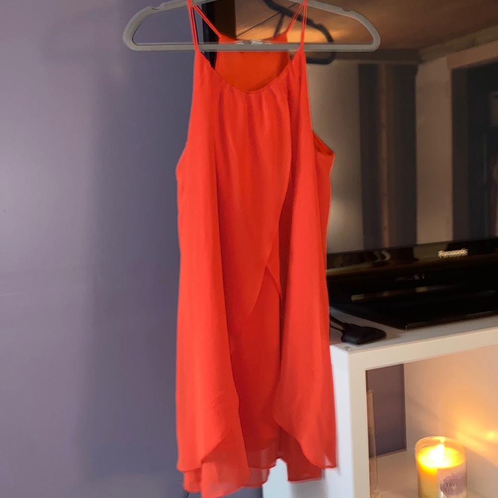 orange dress